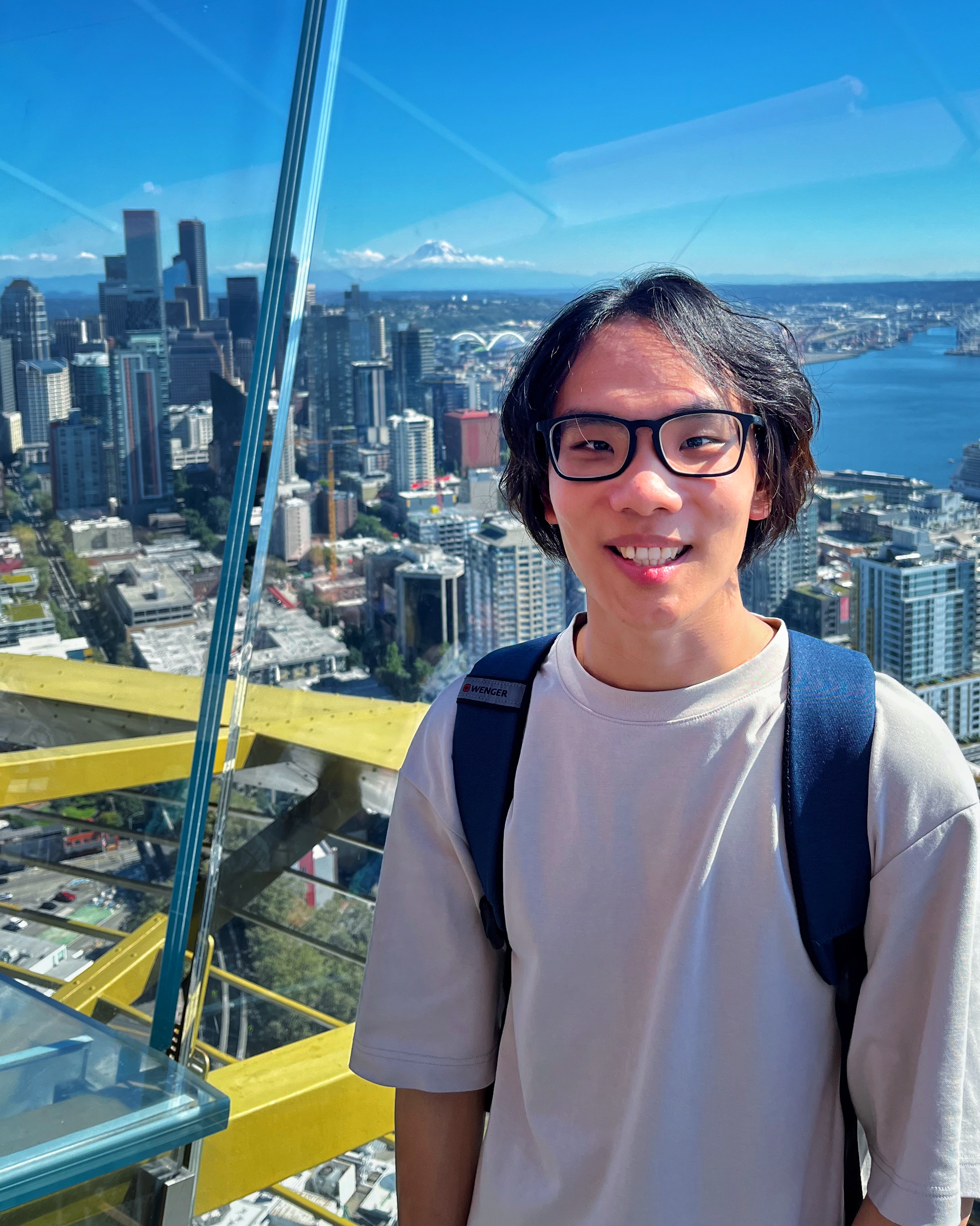 Zixuan Dong (董子轩)